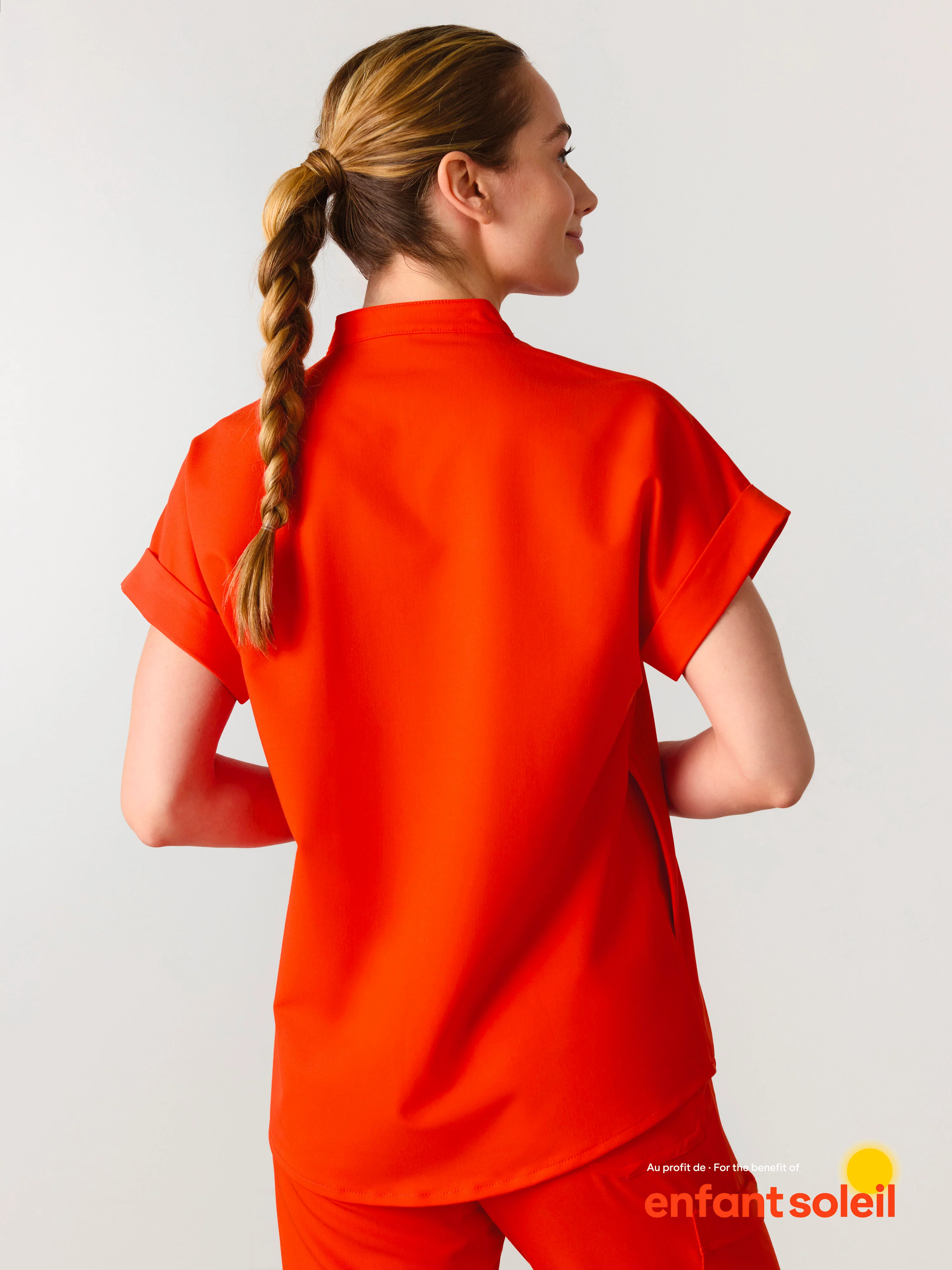 CHARLIE RE-GARDE™ - TANGERINE - Mandarine Collar Scrub Top - SILVADUR™ - Image 3