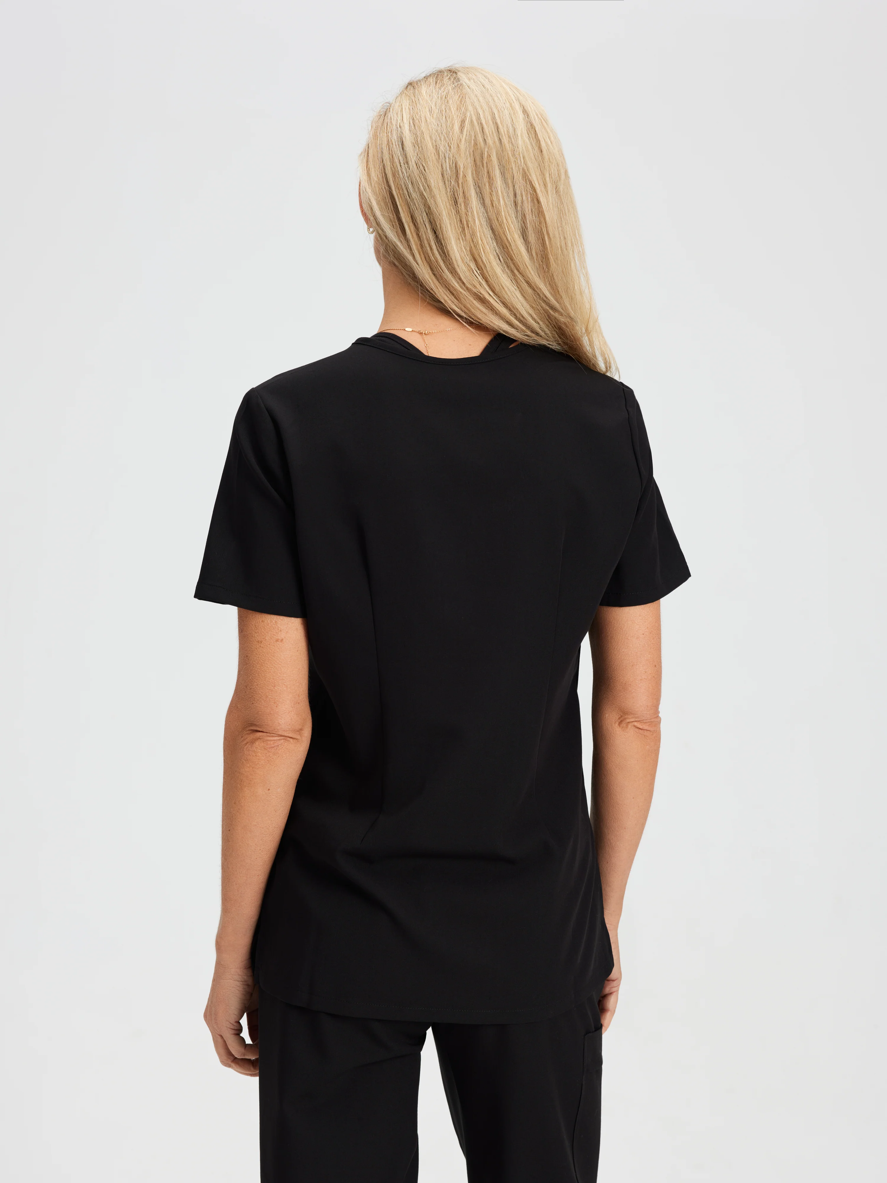 CHLOE RE-GARDE™ - BLACK - Three Pockets Scrub Top - SILVADUR™ - Final Sale - Image 3
