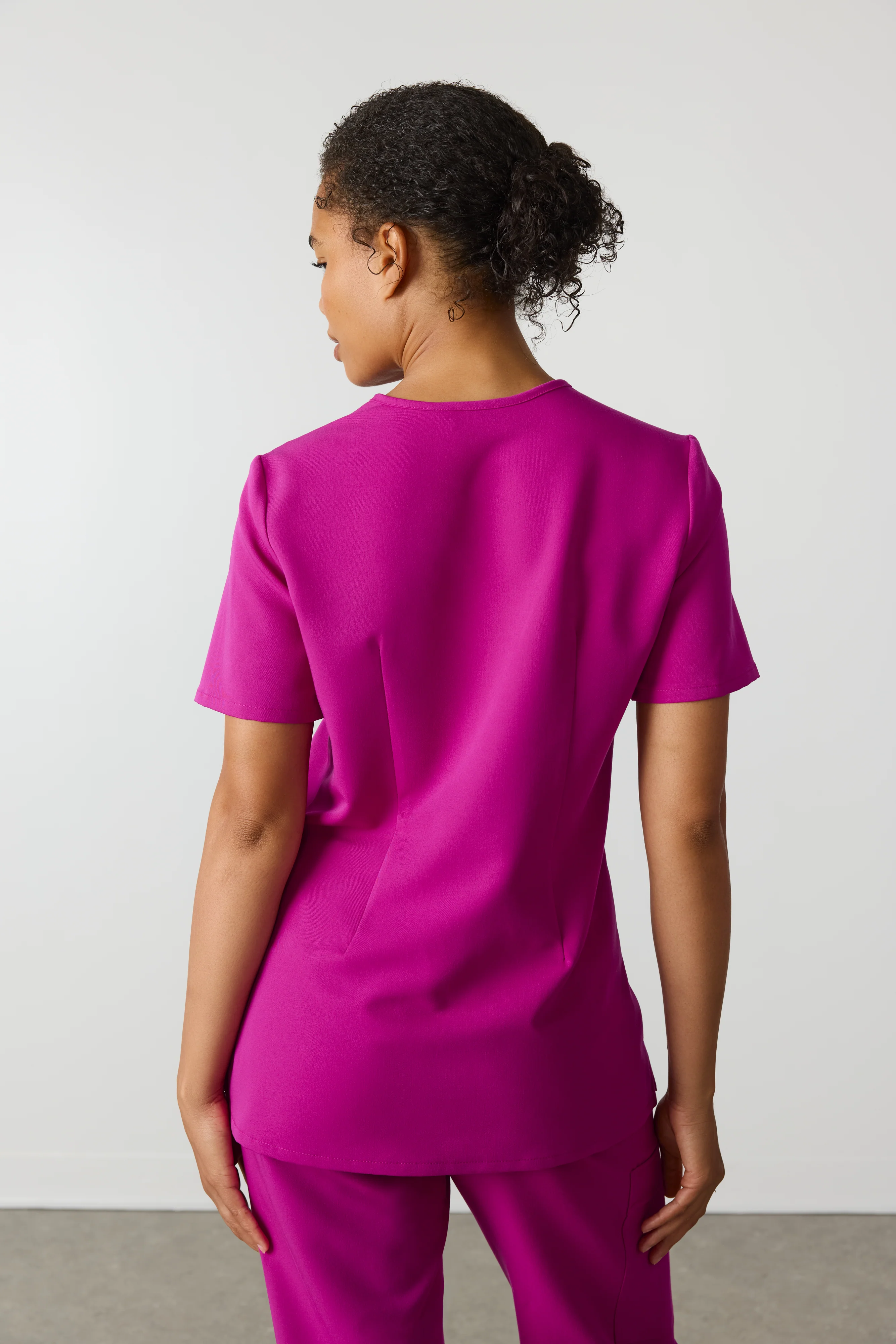 GABRIELLE RE-GARDE™ - MAGENTA - One Pocket Scrub Top - SILVADUR™ - Image 3
