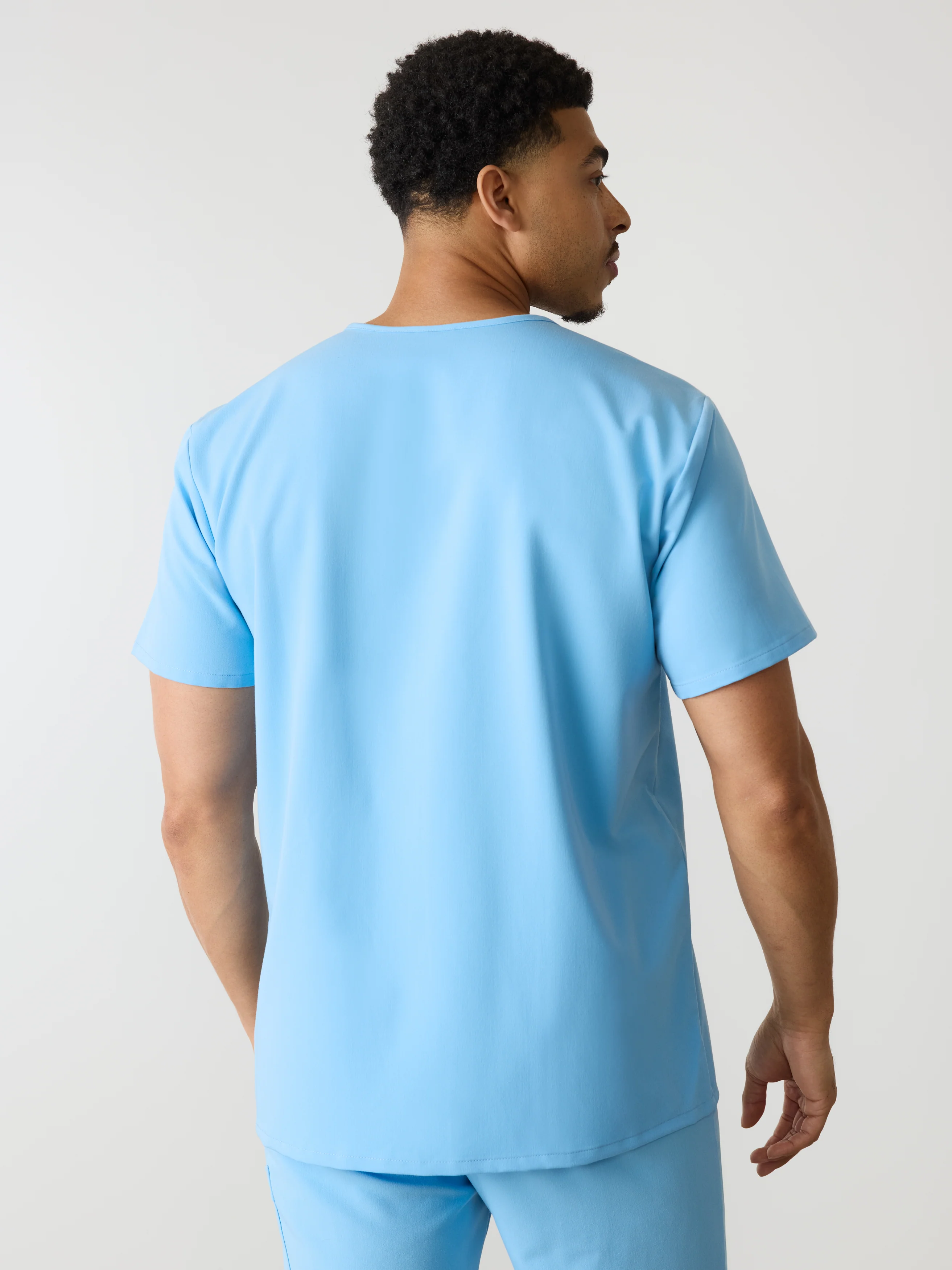 LOGAN RE-GARDE™ - CLASSIC BLUE - One Pocket Men's Scrub Top - SILVADUR™ - Image 3