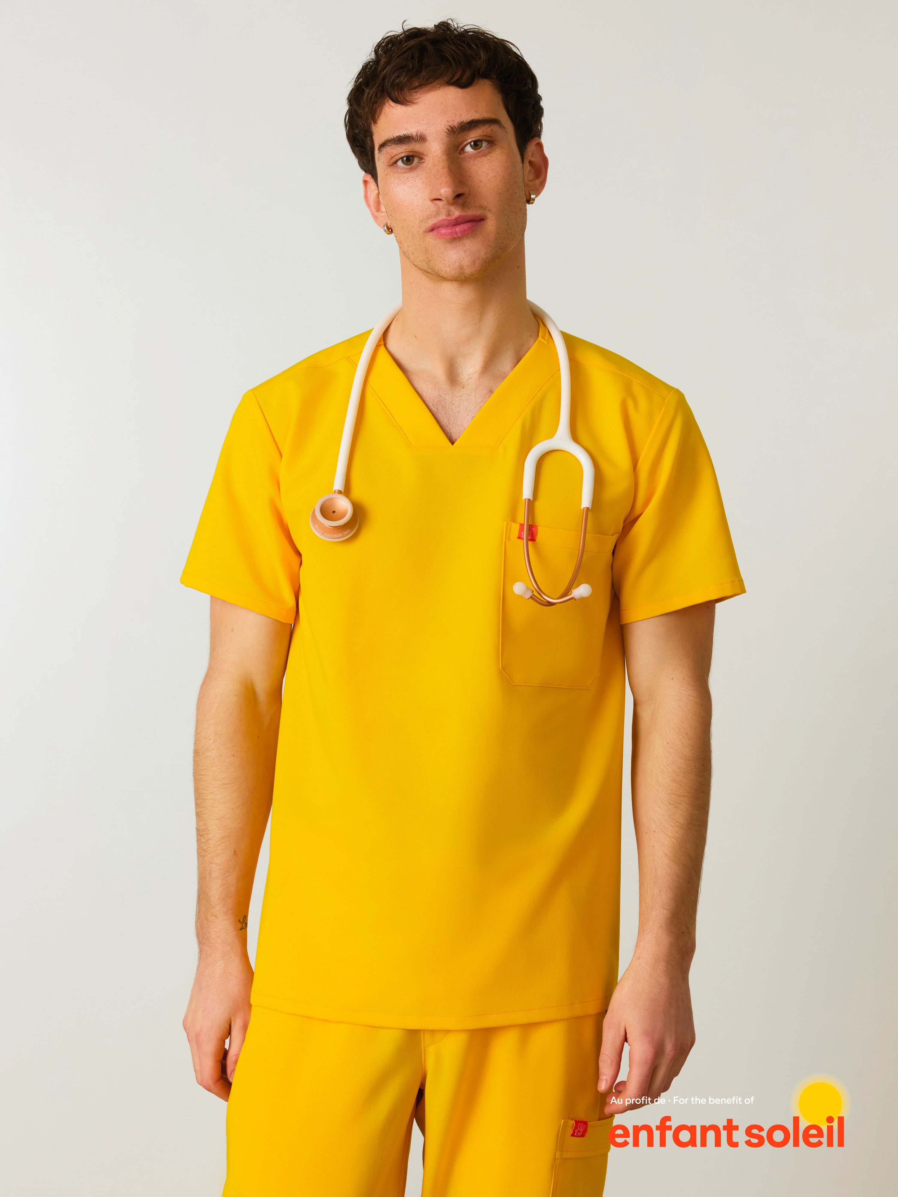 LOGAN RE-GARDE™ - SUNSHINE YELLOW - One Pocket Men's Scrub Top - SILVADUR™