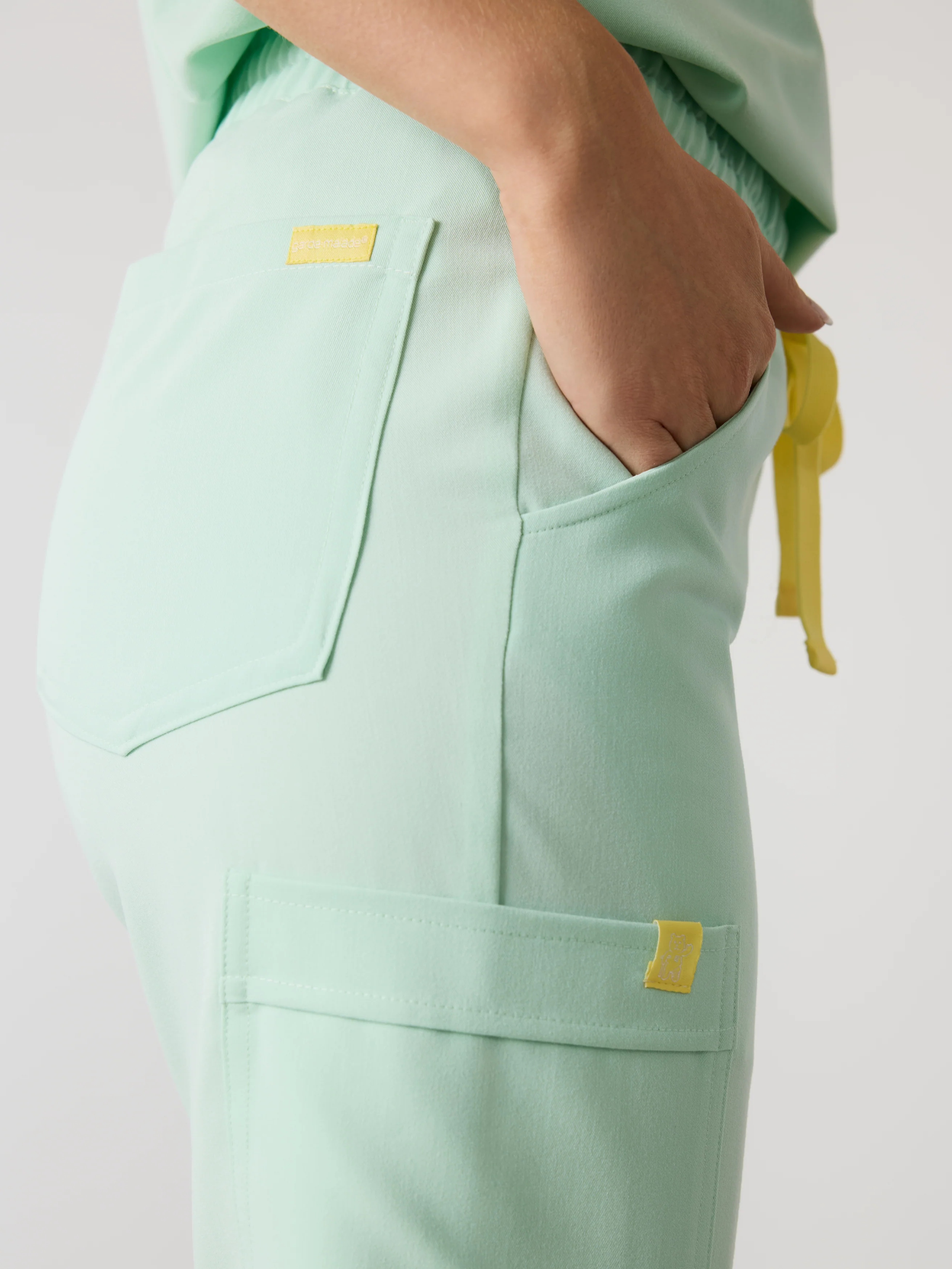 ROSIE RE-GARDE™ - MISTY MINT - Jogger Scrub Pants - SILVADUR™ - Image 3