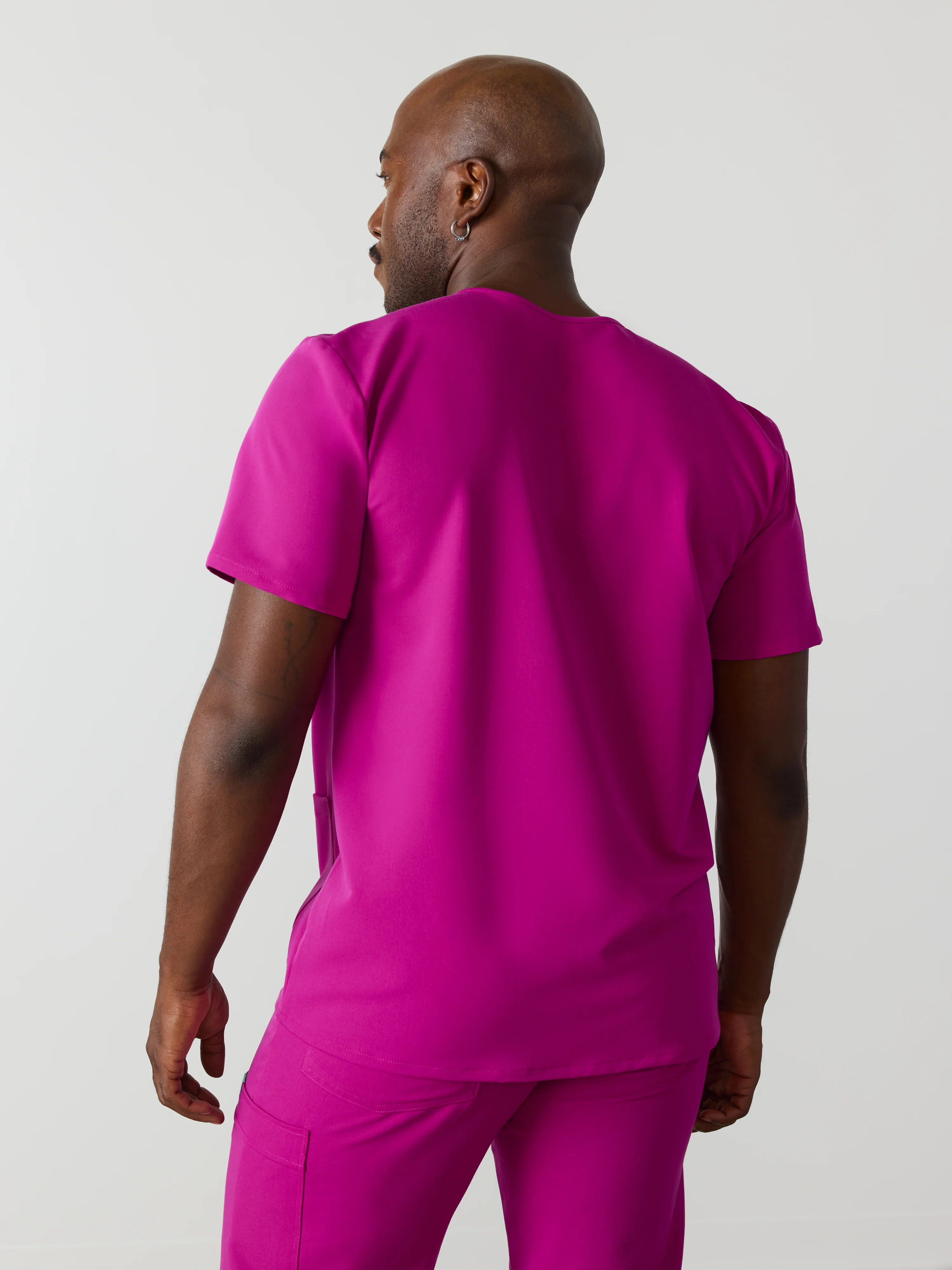 ZACK RE-GARDE™ - MAGENTA - Three Pockets Men's Scrub Top - SILVADUR™ - Image 3