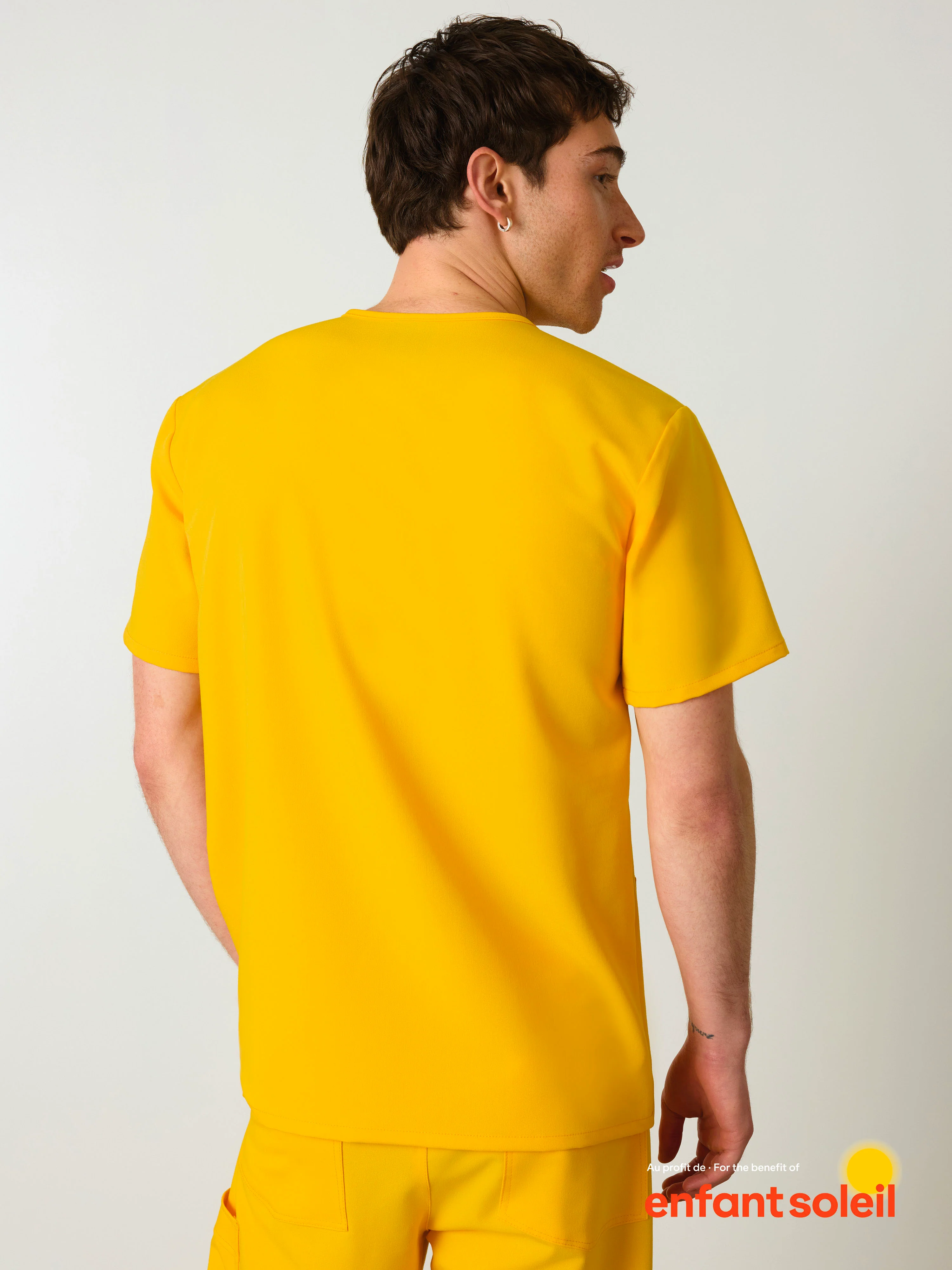 ZACK RE-GARDE™ - SUNSHINE YELLOW - Three Pockets Men's Scrub Top - SILVADUR™ - Image 3